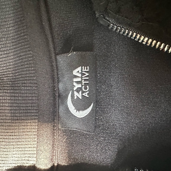 Zyia leopard detail jacket - Picture 2 of 2